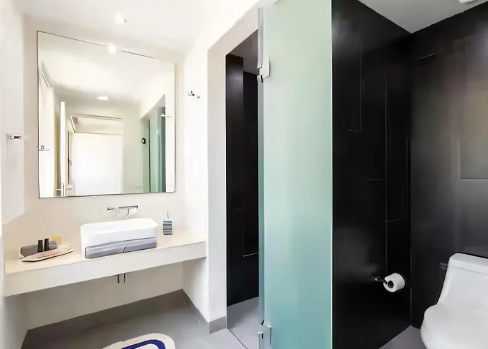 Nick Price Corasol Apartment *