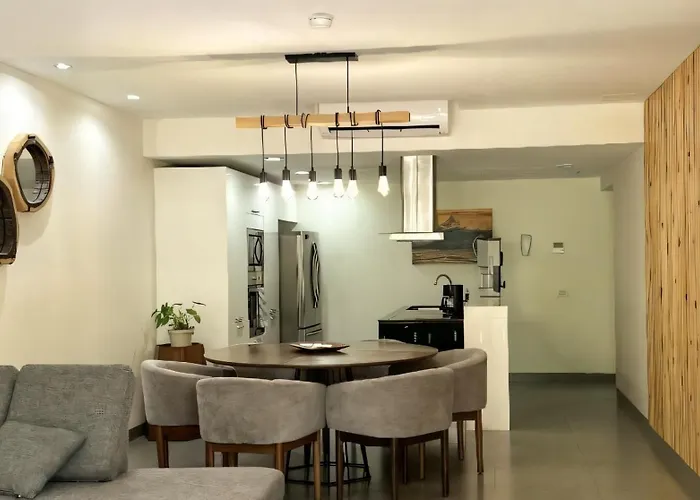 Nick Price Corasol Apartment *